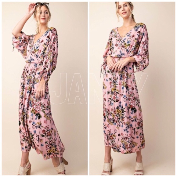 RESTOCKED! 5⭐️ BESTSELLER HAYDEN FLORAL DRESS - Picture 2 of 8